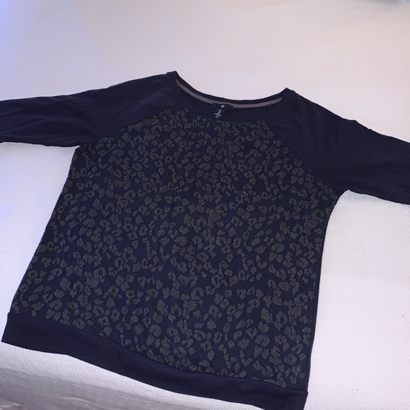 Gap Animal Print Shirt - Picture 13 of 14